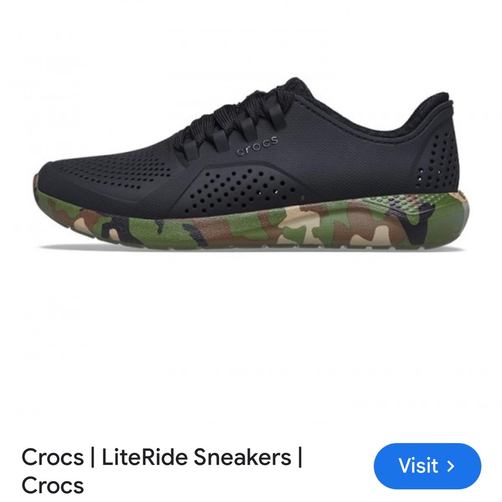 CROCS LiteRide Pacer Black Sneakers with Green Camo Sole 8 Mens. Like new!